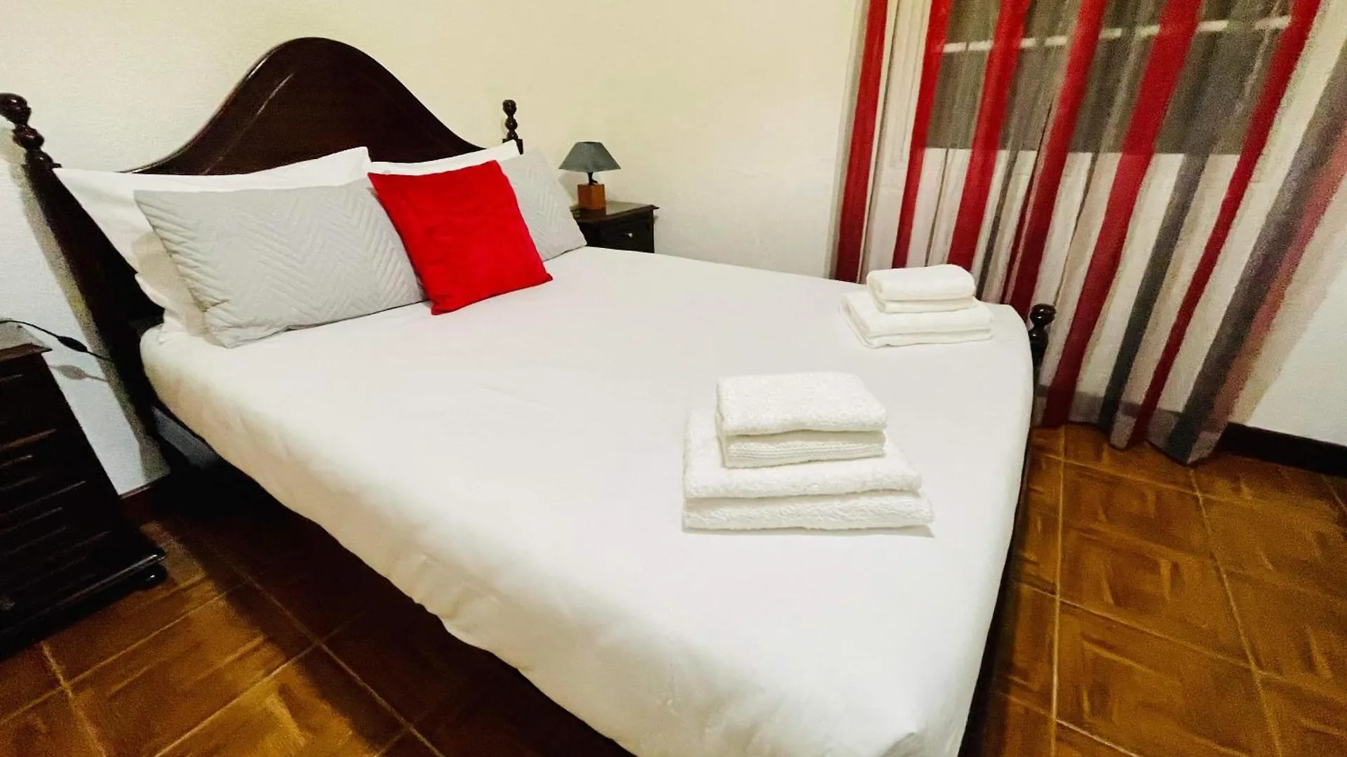 Hollywood Villa Campanário